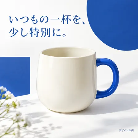 白と青のマグカップ｜商品・ディテール・暮らしの3カット（デザイン作例）